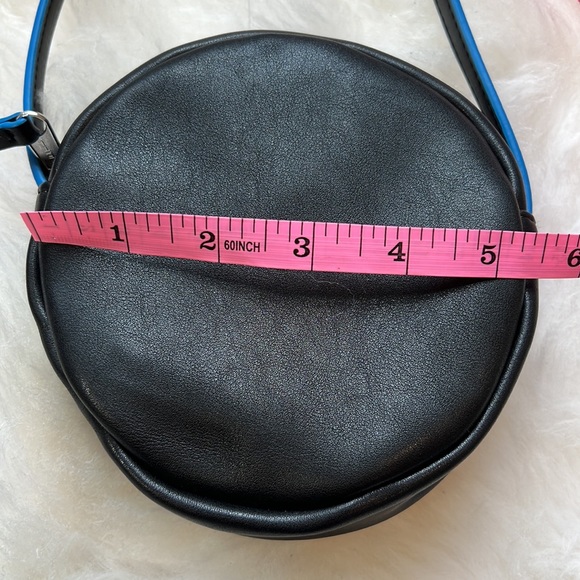 Hanna Anderson purse with zipper and floral design - Picture 8 of 8